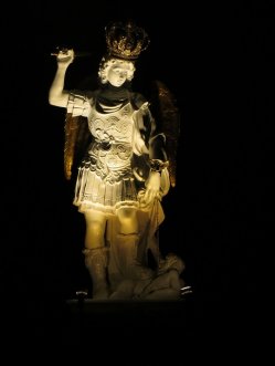 Kt&oacute;ż jak B&oacute;g